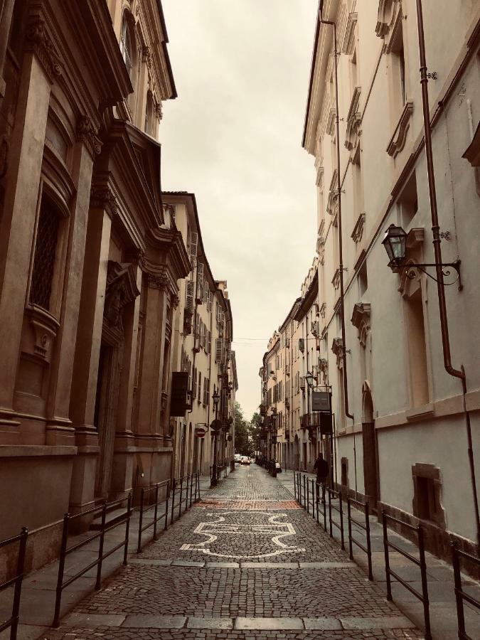 Appartement Un Avventura Al Centro Della Storia Di Torino Extérieur photo